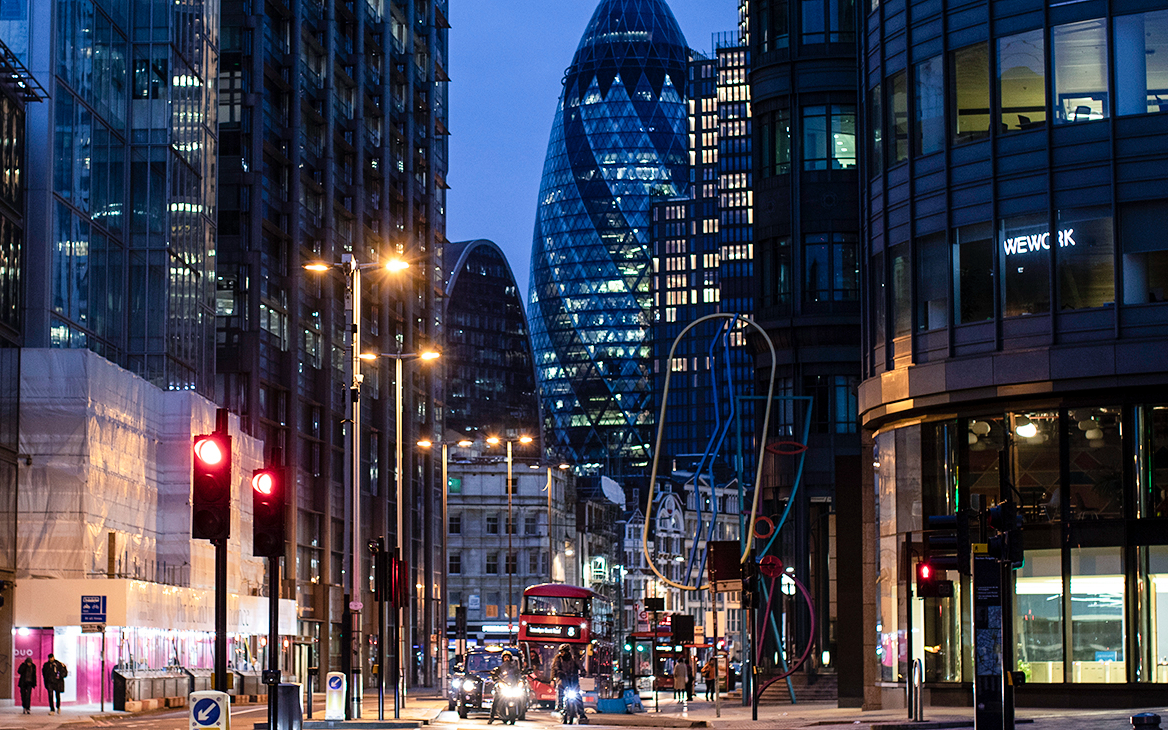 Коллекторы «Сбера» составили портреты должников с активами за рубежом