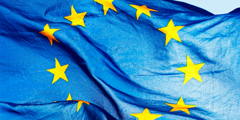 НРД под санкциями ЕС. Что можно и нельзя делать с бумагами России и США