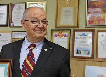 На Сахалине учредили звание «Почётный строитель»