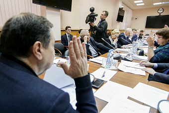 Комитет Госдумы поддержал ускоренную оплату товаров и услуг по госзаказу