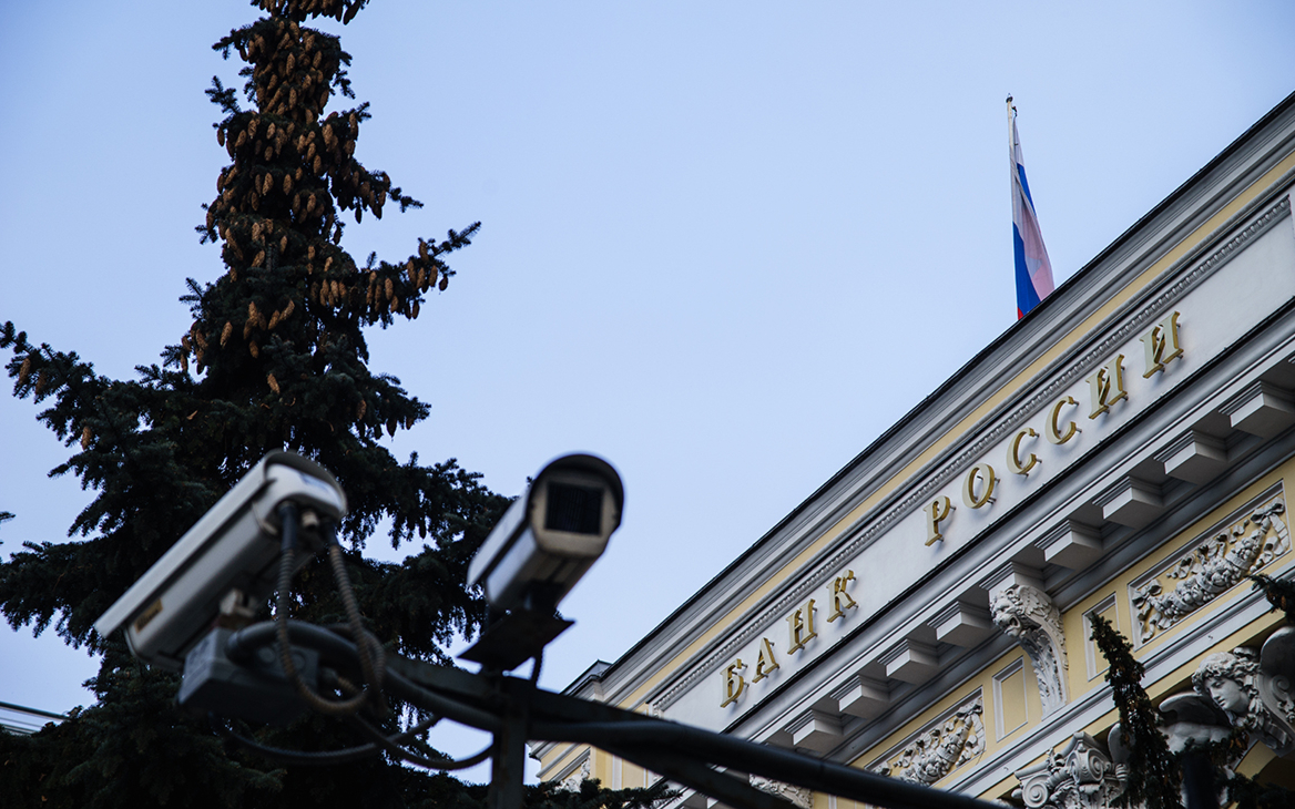 ЦБ предложил изменить подход к вступлению в силу новых законов в России