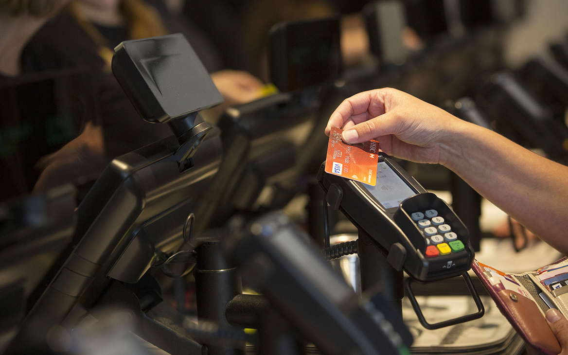 Visa в 2022 году поднимет комиссии за оплату картами в супермаркетах