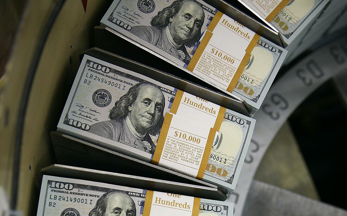 Минфин сообщил об исчезновении трансграничных расчетов в долларах