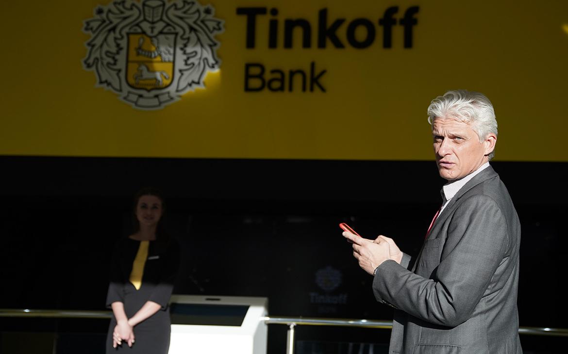 Тиньков заявил, что попробует отозвать бренд «Тинькофф» в России
