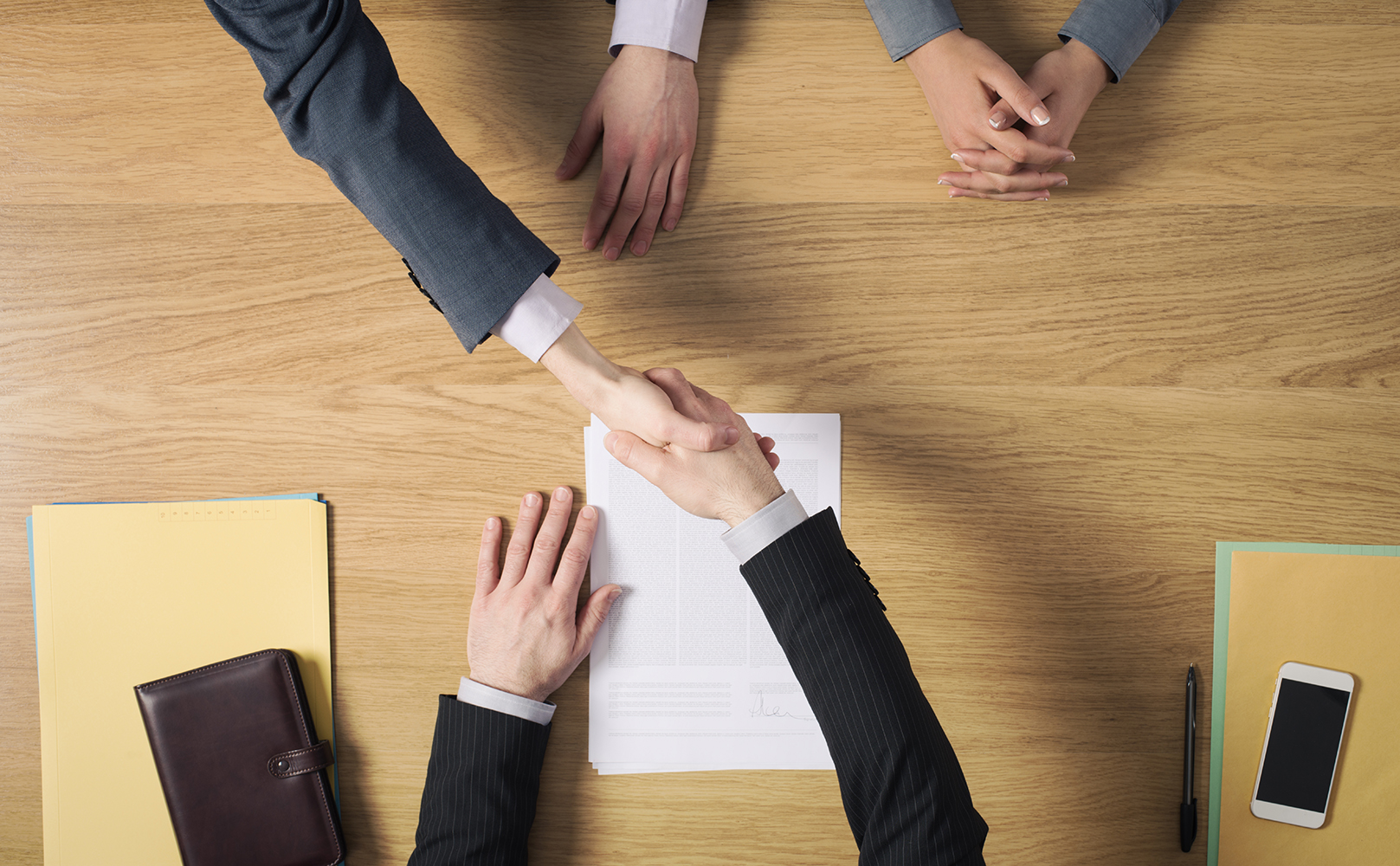 KKR назначила SEO Snap Эвана Шпигеля независимым директором