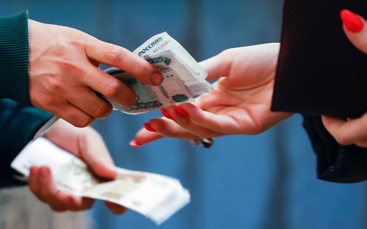 Спрос на наличные в 2022 году не побил рекорд пандемии