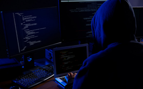 Эксперты предупредили о риске взлома и оформления кредита на «Госуслугах»