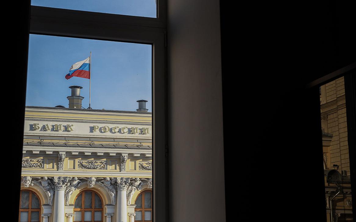 ЦБ аннулировал лицензию НДКО «Лэнд Кредит» из четвертой сотни