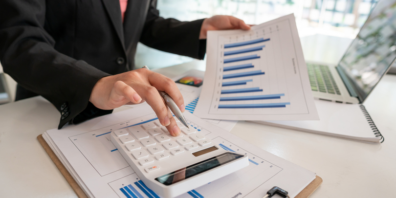 Forbes узнал о планах Минфина отложить повышение сроков владения ИИС-3