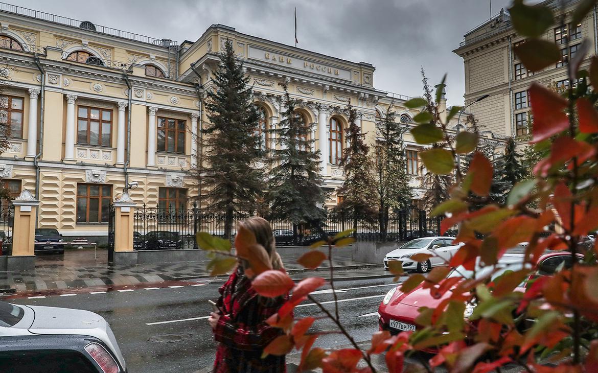 Эксперты предсказали первое с марта решение ЦБ не менять ключевую ставку