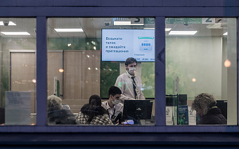 Эксперты зафиксировали двукратное снижение выдачи потребкредитов в России