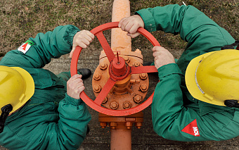 Биржевая цена на газ в Европе вновь опустилась ниже $1000