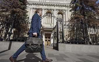 В ЦБ заявили о превращении валютных счетов граждан в «де-факто рублевые»