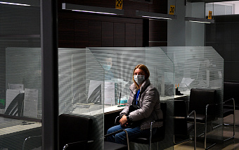 Банки резко сократили выдачи потребкредитов на фоне COVID-ограничений