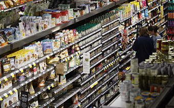 Аналитики выяснили, что 64% американцев живут «от зарплаты до зарплаты»